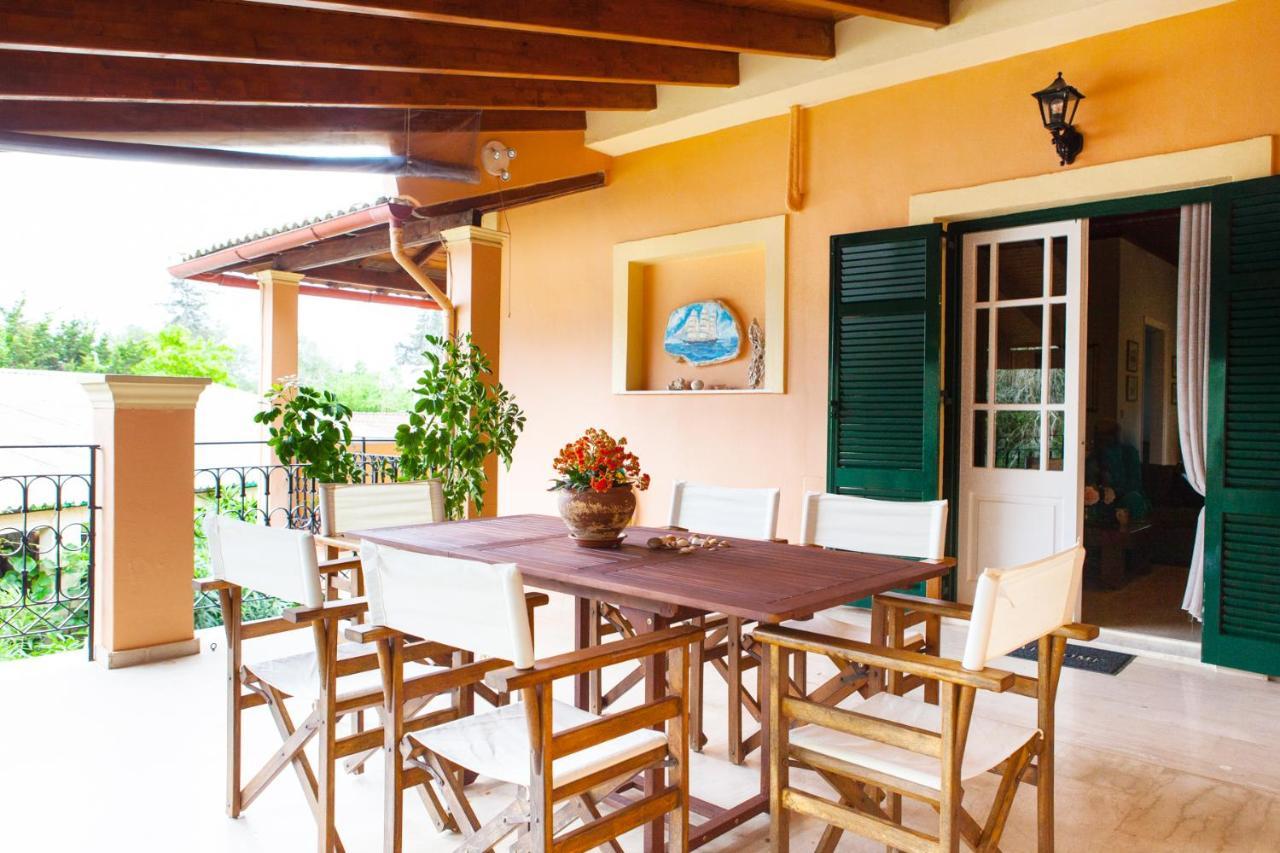 Granis Family House Apartment Ano Lefkimmi ภายนอก รูปภาพ